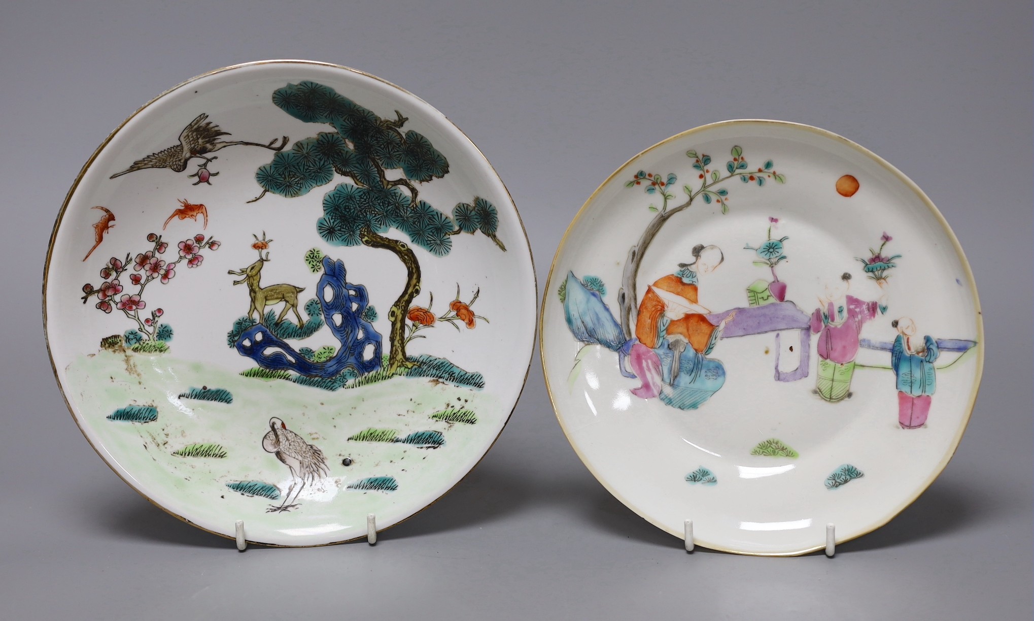 Two Chinese famille rose dishes, 19th century or later, largest 21cms diameter